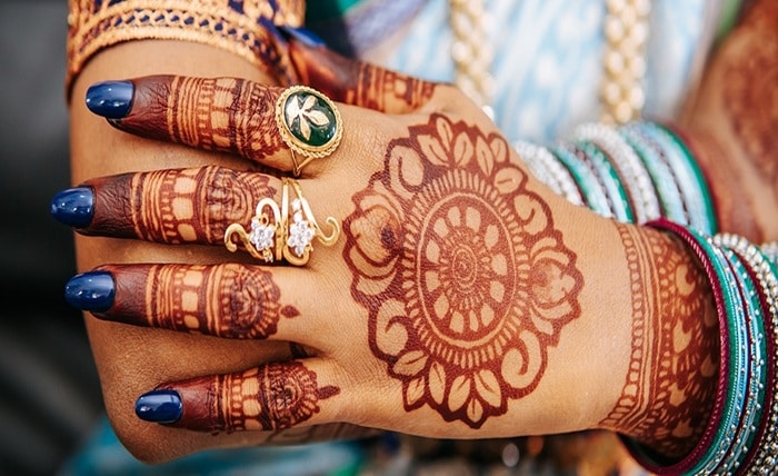 mehndi designs simple photos